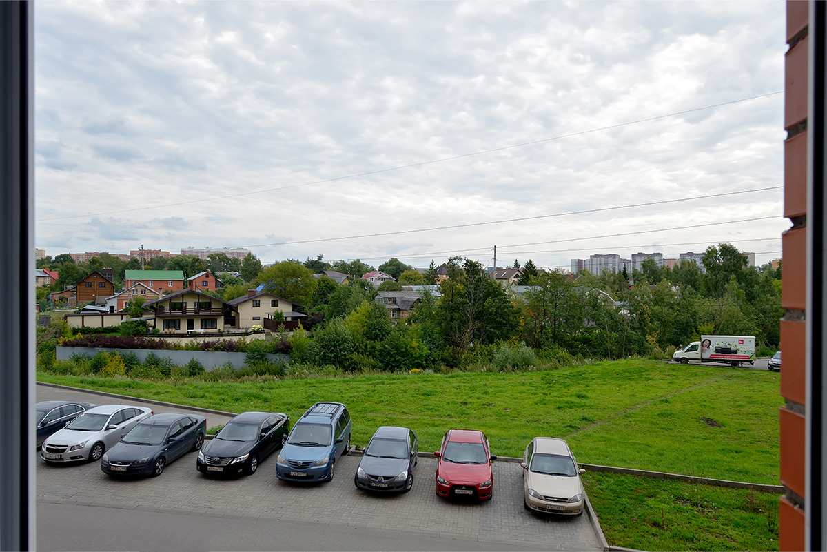 фото вид из окна на автомашины