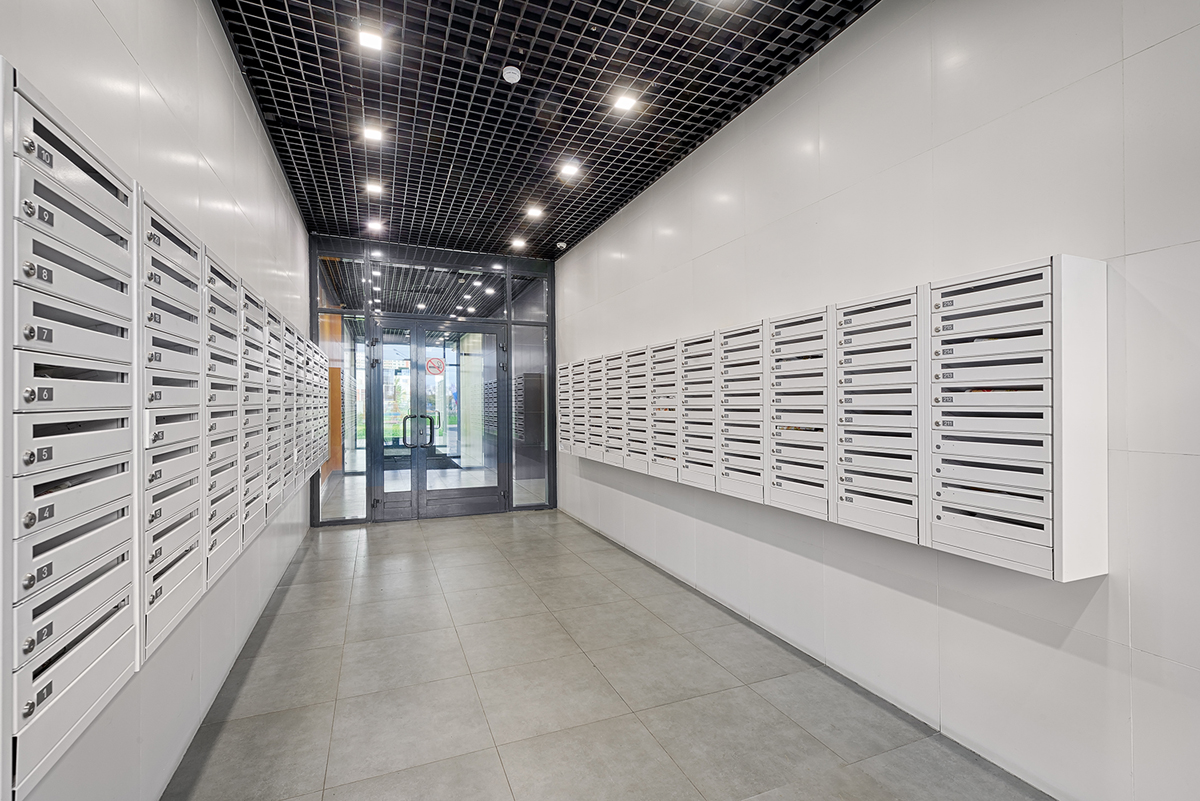 холл многоквартирного дома