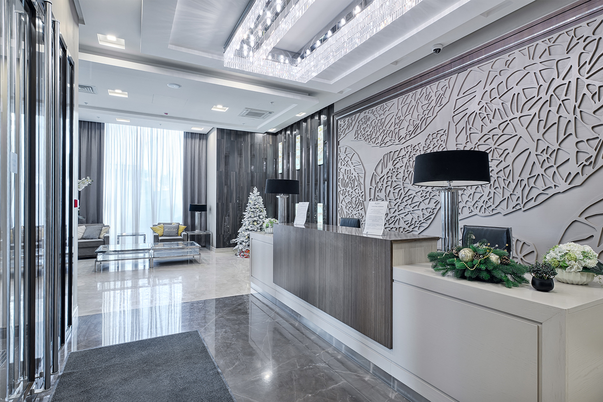 красивый холл в подъезде