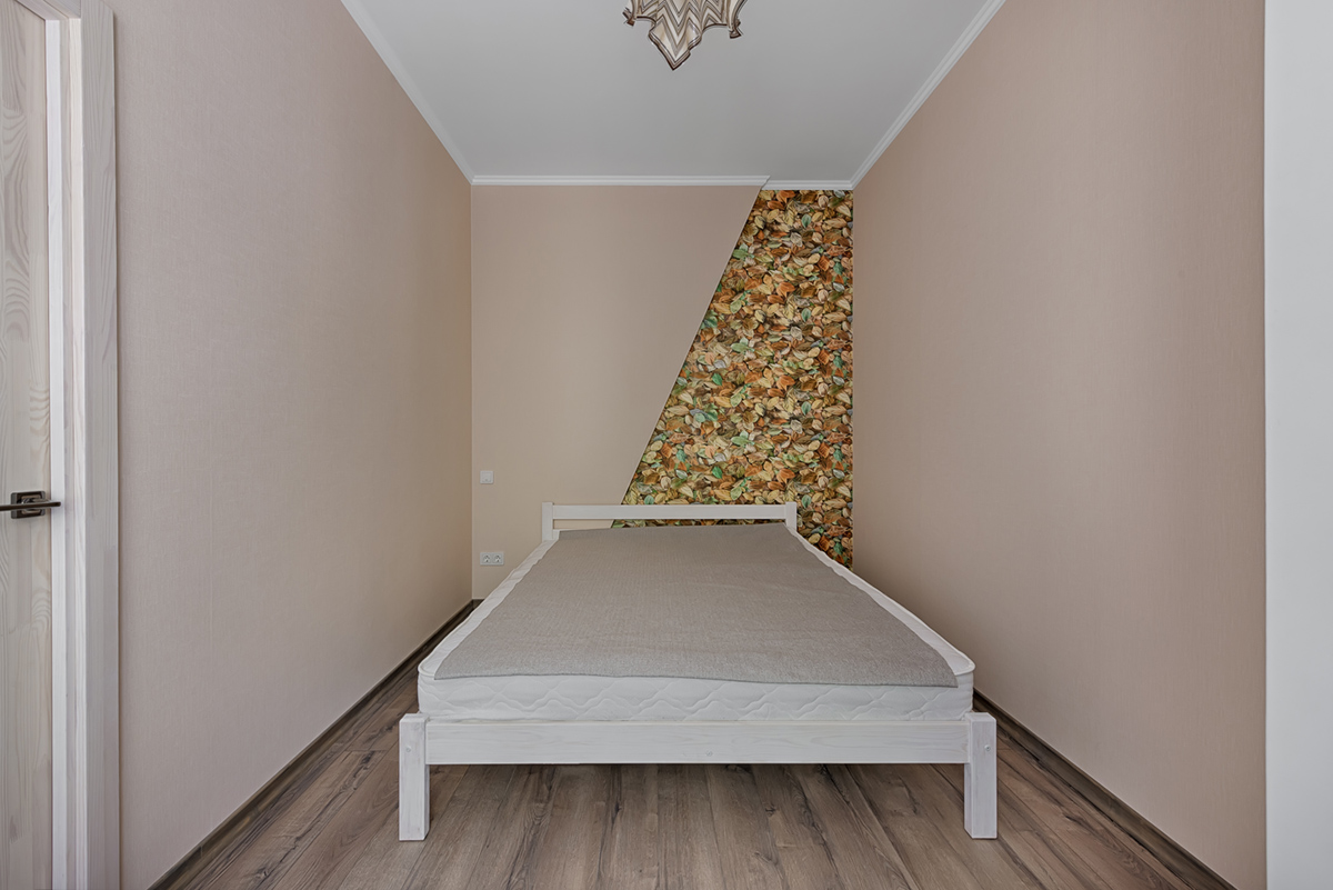 отремонтированная комната спальня