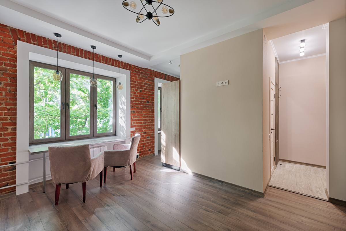 гостиная и прихожая в квартире