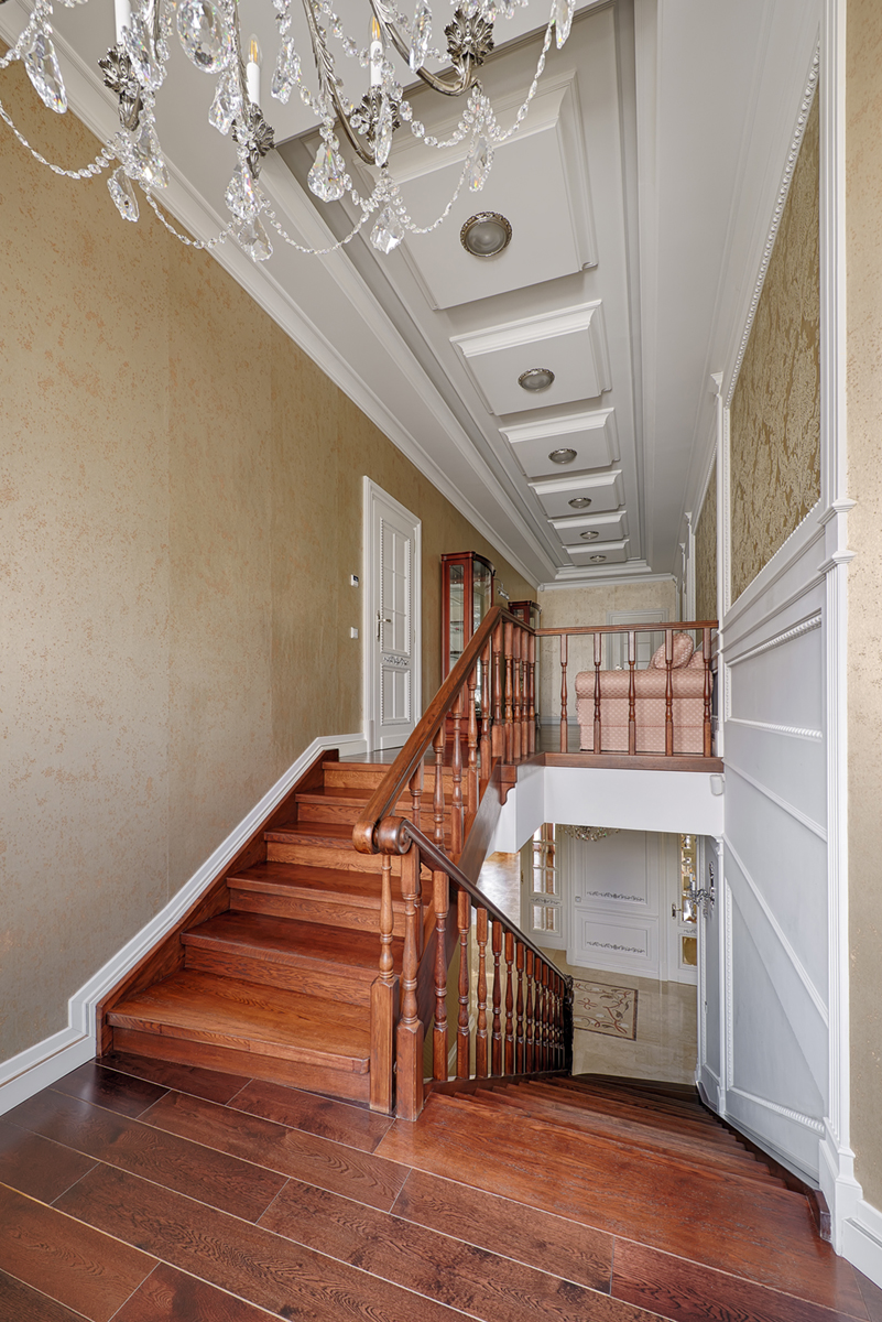 деревянная лестница