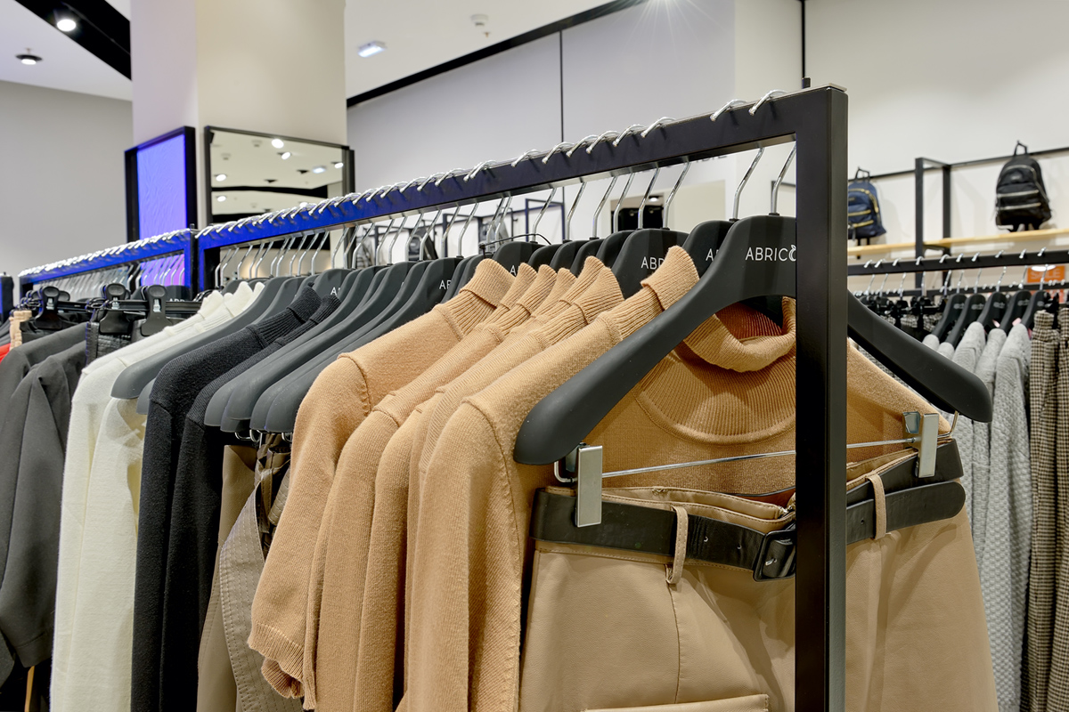 трикотаж в магазине одежды