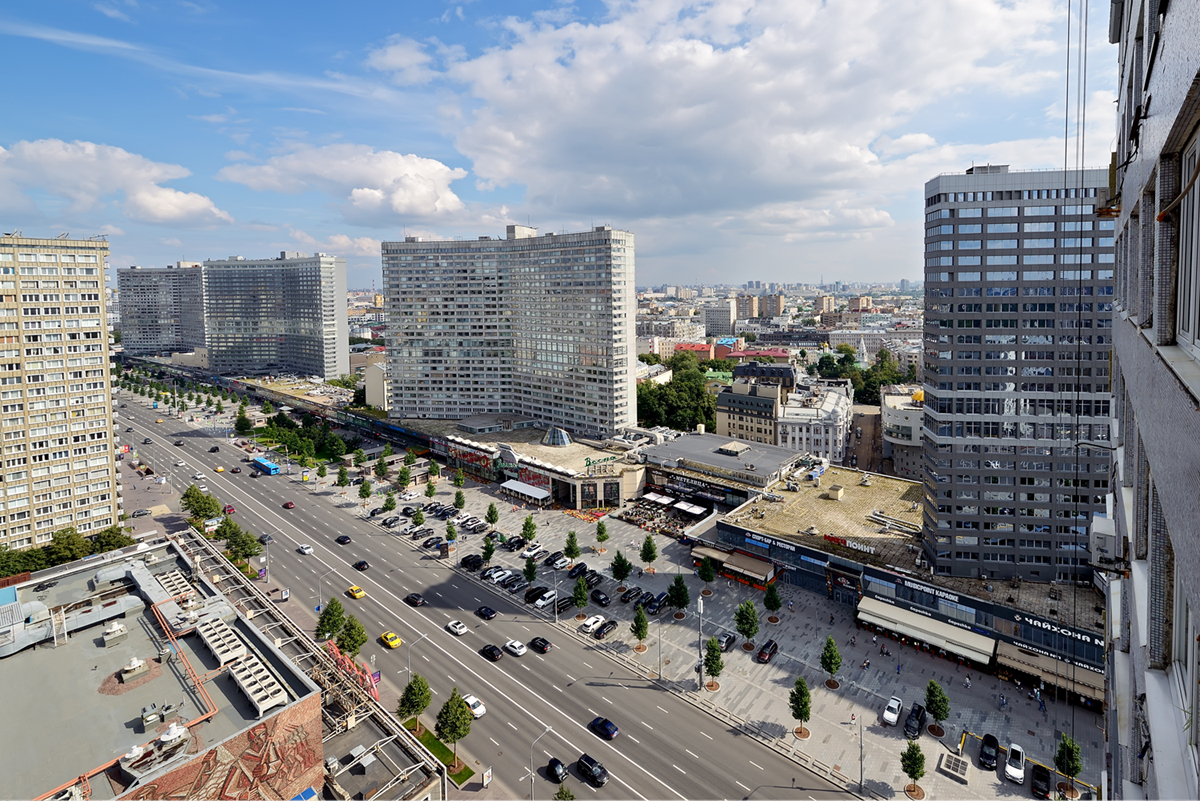 вид на метелицу на Кутузовском проспекте