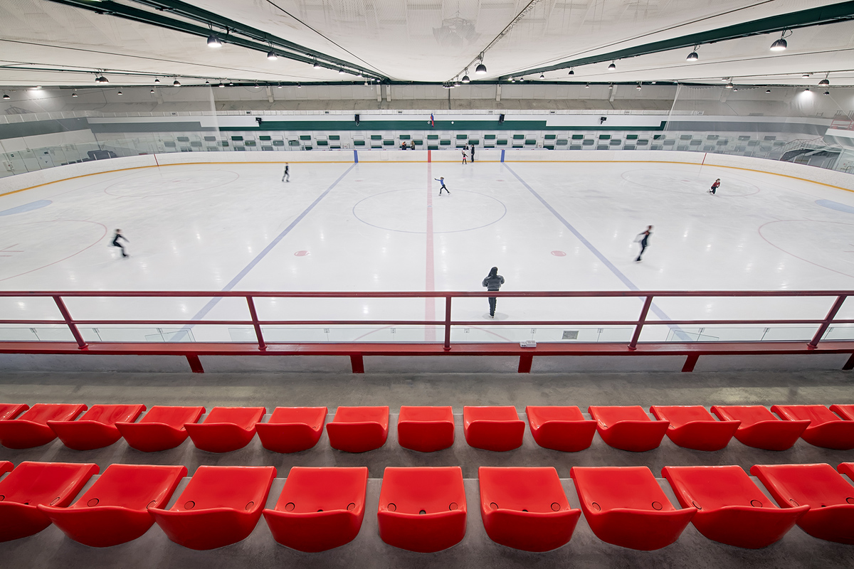 ледовая площадка спорткомплекса локо лед