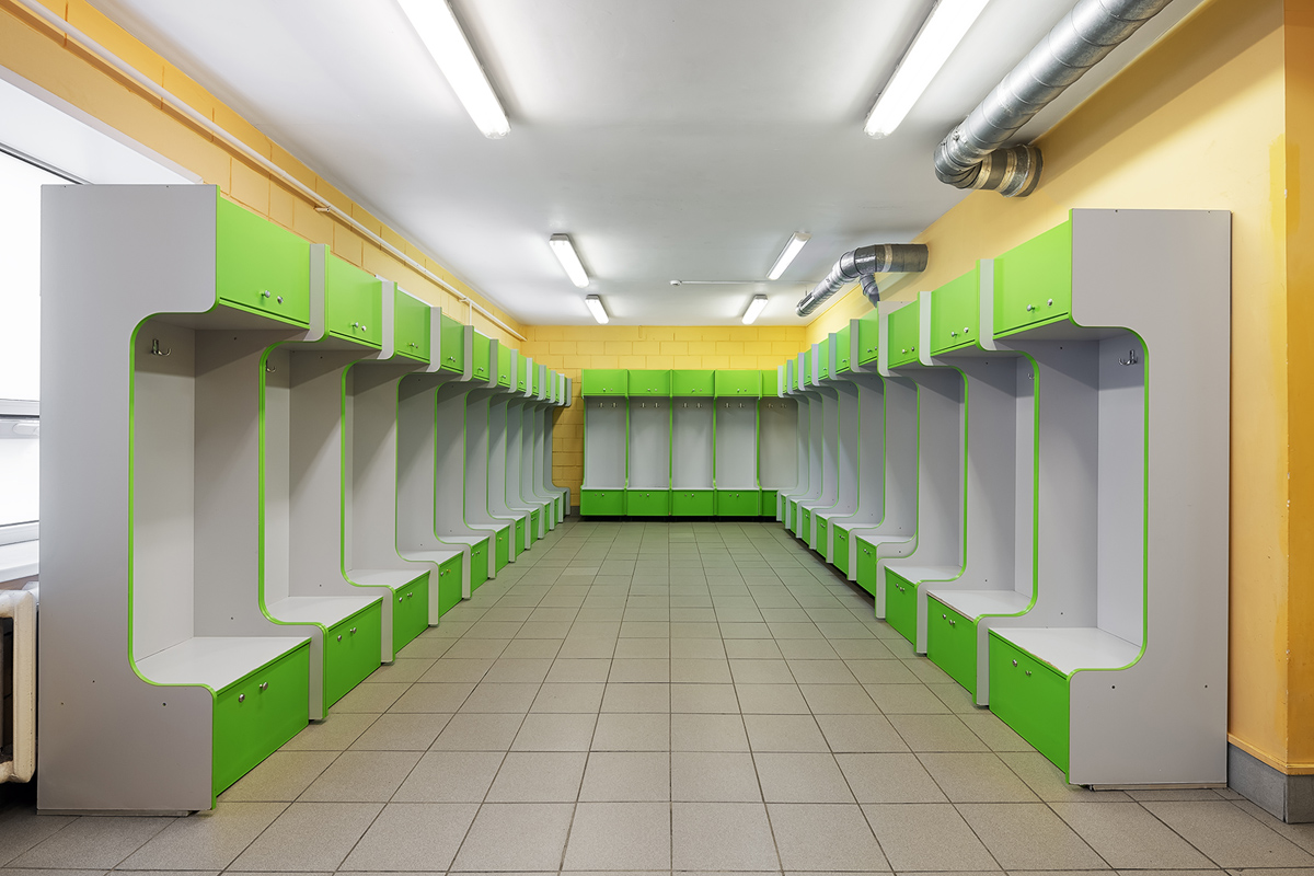 шкафчики в раздевалке спорткомплекса локо лед