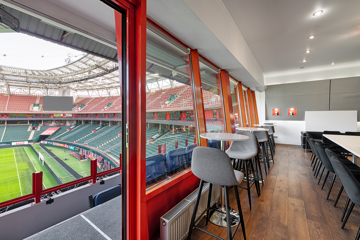 ложа для вип болельщиков на стадионе